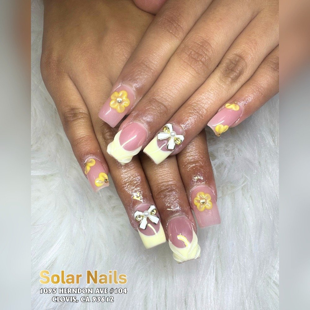 Solar Nails Spa