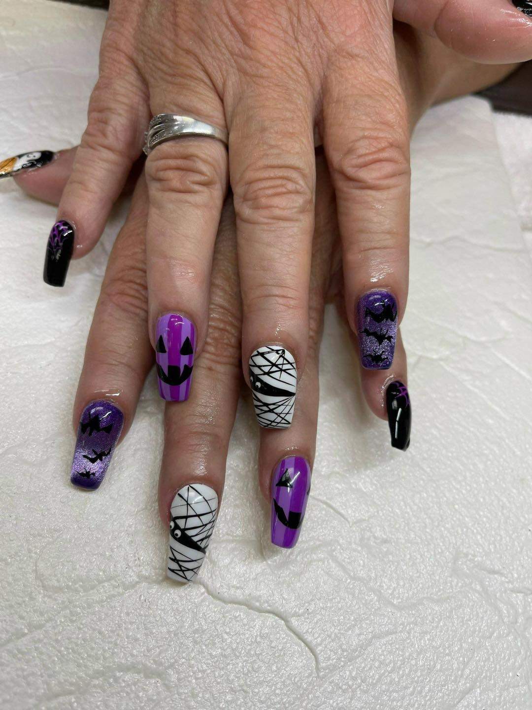 BJ's Happy Nail Spa