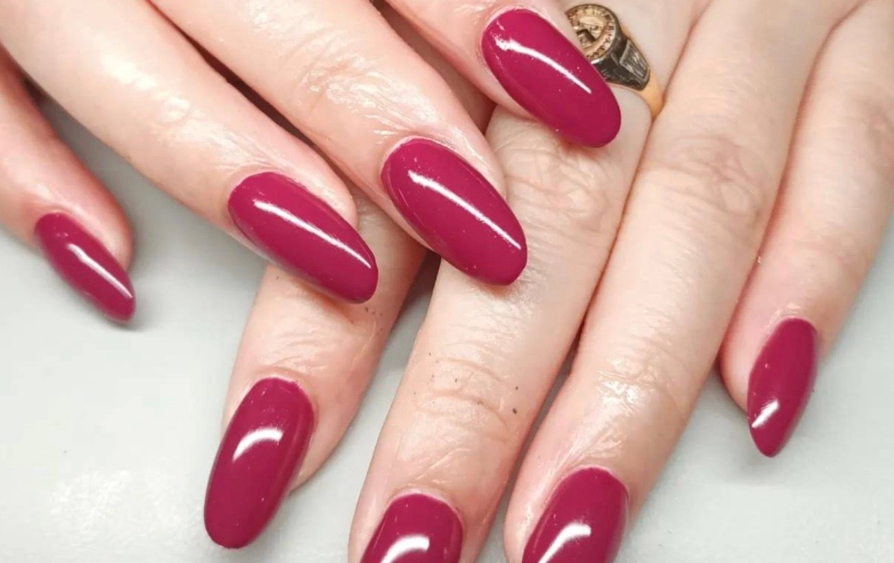 Deluxe Nails & Spa